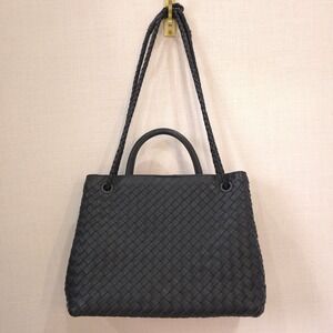 Quince Italian Leather Handwoven Mini Satchel - Black/ Large